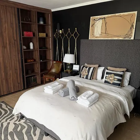 Chapas Villa Marbella